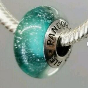 Pandora Ariel murano charm